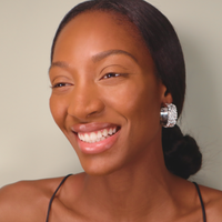 MEDIUM HAMMERED SILVER HOOPS Lenique Louis