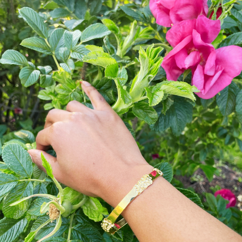 REEF GOLD BANGLE Lenique Louis