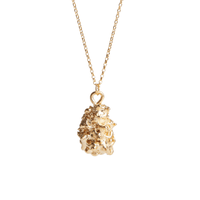 GOLD SPINE SHELL PENDANT Lenique Louis