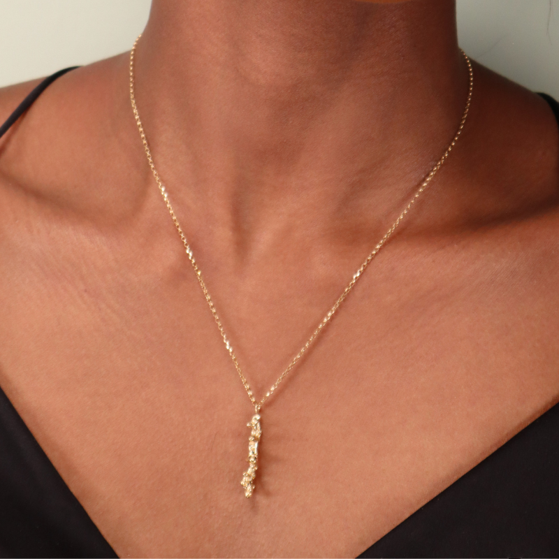 SPINE GOLD PENDANT Lenique Louis