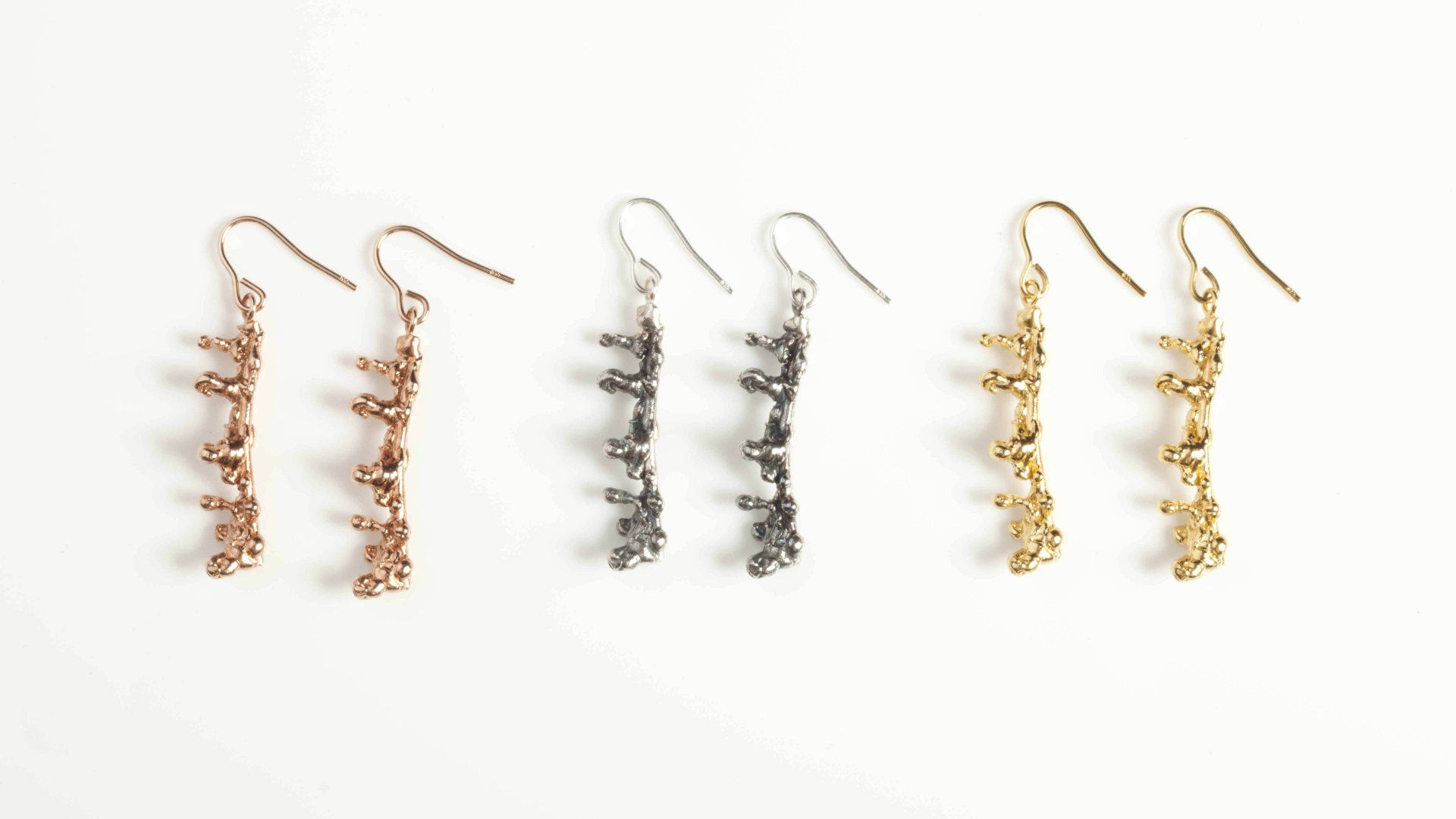 DROP EARRINGS