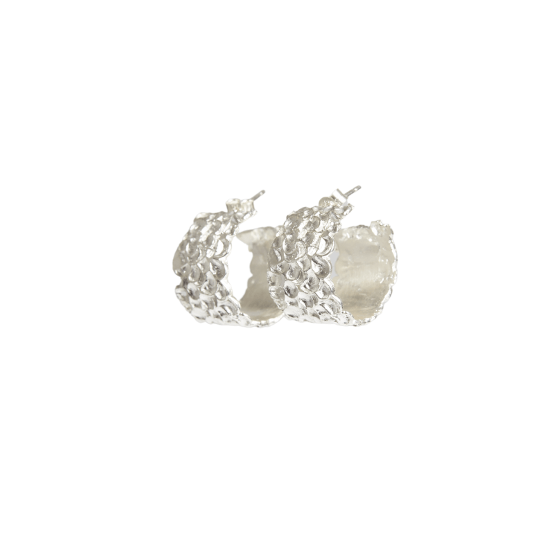 SMALL HAMMERED SILVER HOOPS Lenique Louis 