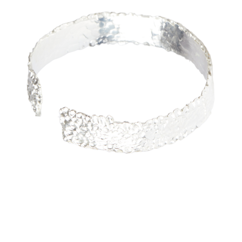HAMMERED SILVER CUFF Lenique Louis