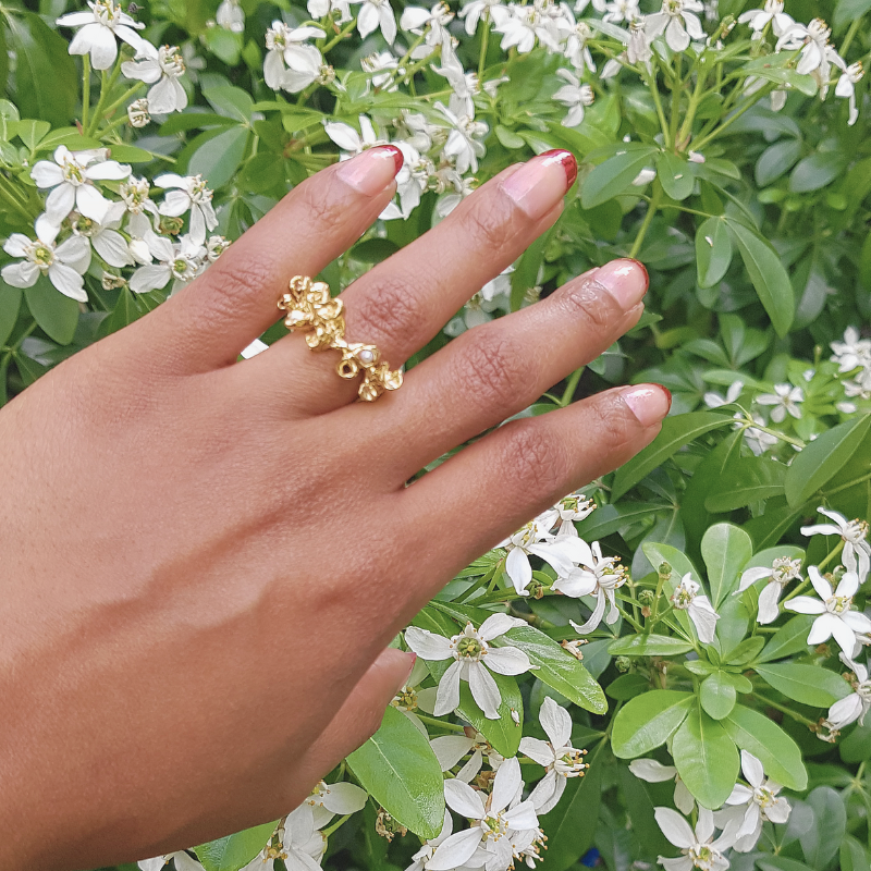 Cluster Pearl Gold Ring Lenique Louis