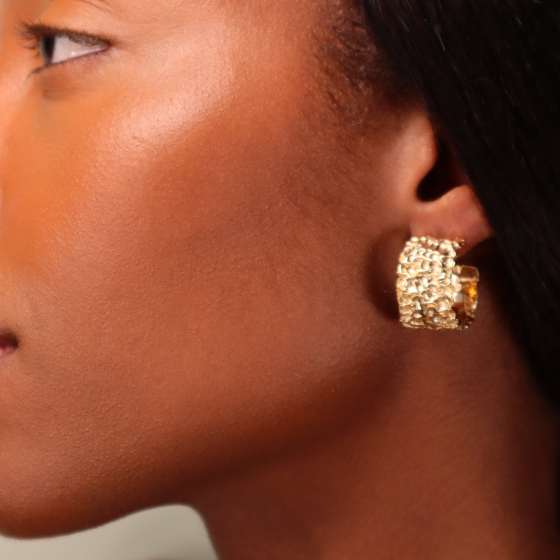 Small hammered best sale gold hoop earrings